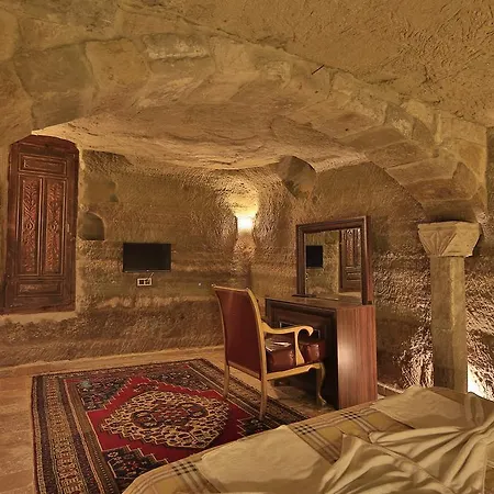 Elnazar Cave