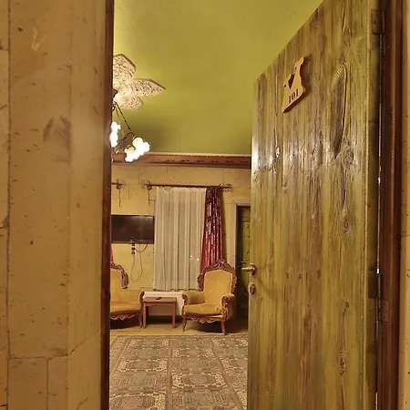 Elnazar Cave Otel