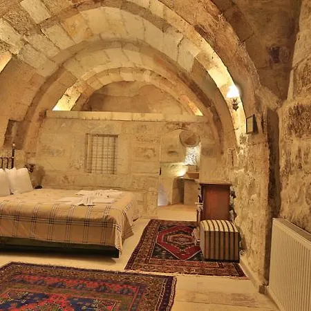 Elnazar Cave Otel