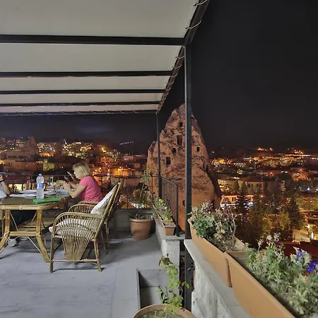 Elnazar Cave Hotel *